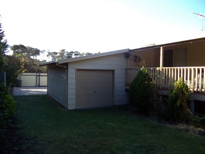 24 The Esplanade, Cape Woolamai VIC 3925