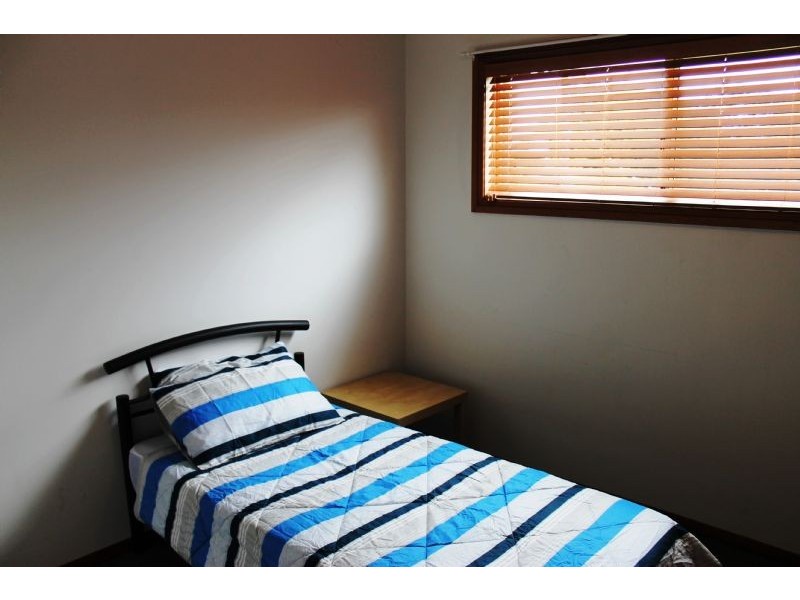 1/220 Church Street, Cowes VIC 3922