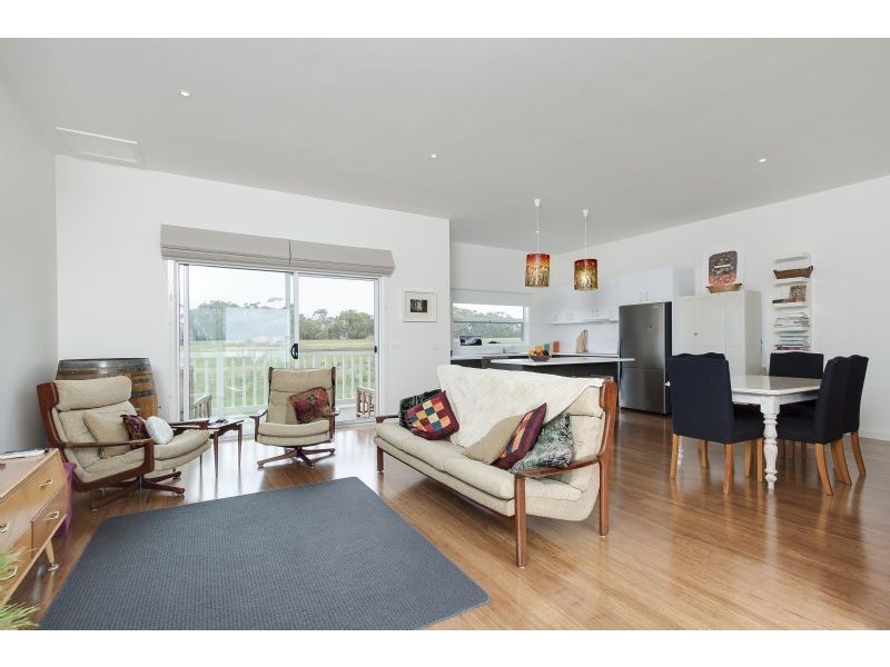 12 Echidna Grove, Cowes VIC 3922