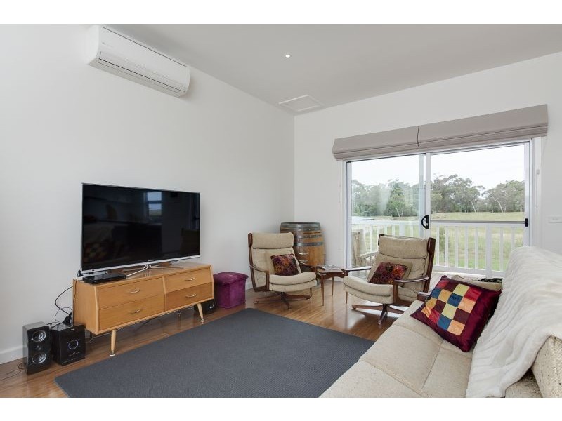 12 Echidna Grove, Cowes VIC 3922