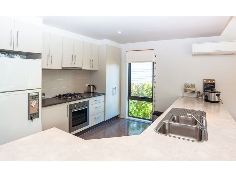 15 Outlook Drive, Cowes VIC 3922