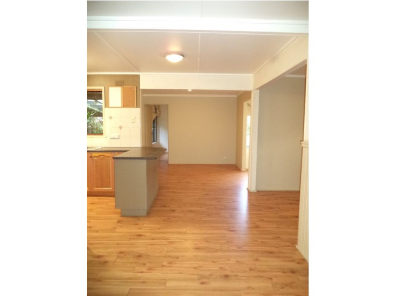 24 Grand View Grove, Cowes VIC 3922