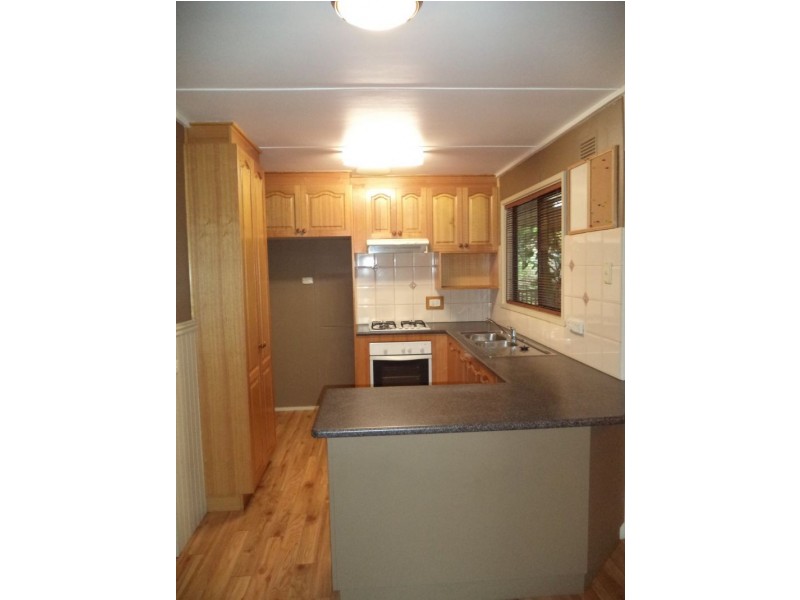 24 Grand View Grove, Cowes VIC 3922