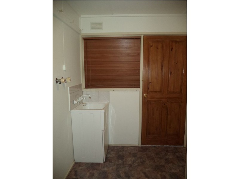 24 Grand View Grove, Cowes VIC 3922