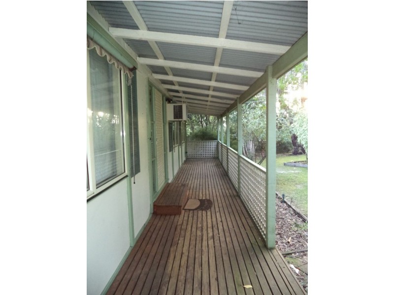 24 Grand View Grove, Cowes VIC 3922