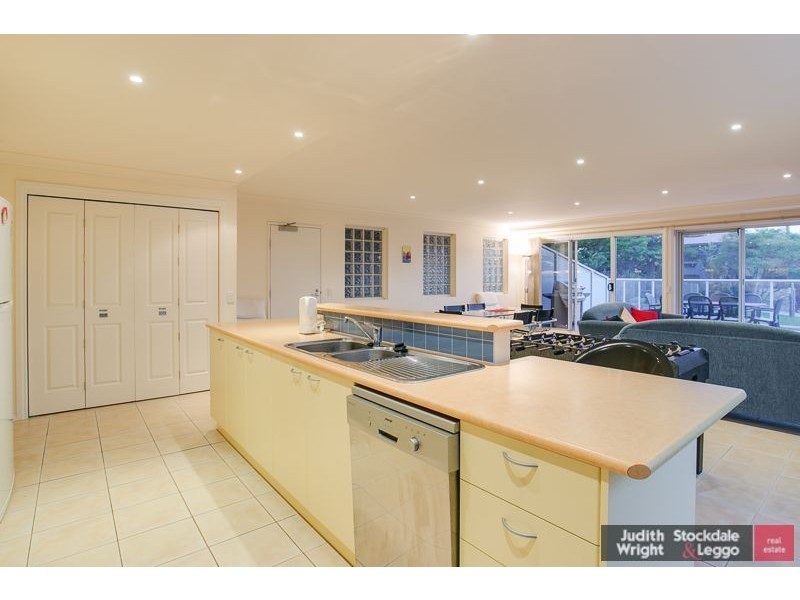 23/15-16 The Esplanade, Cowes VIC 3922