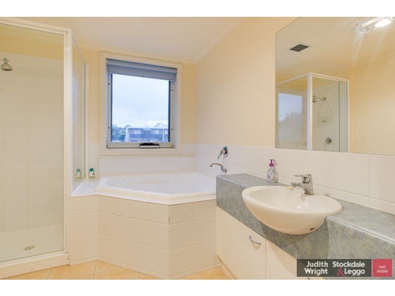 23/15-16 The Esplanade, Cowes VIC 3922