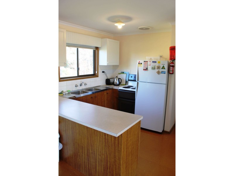 2 Rita Ave, Cowes VIC 3922