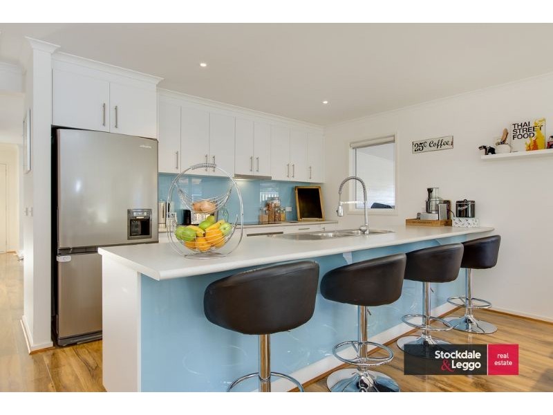 5 Holiday Court, Cowes VIC 3922