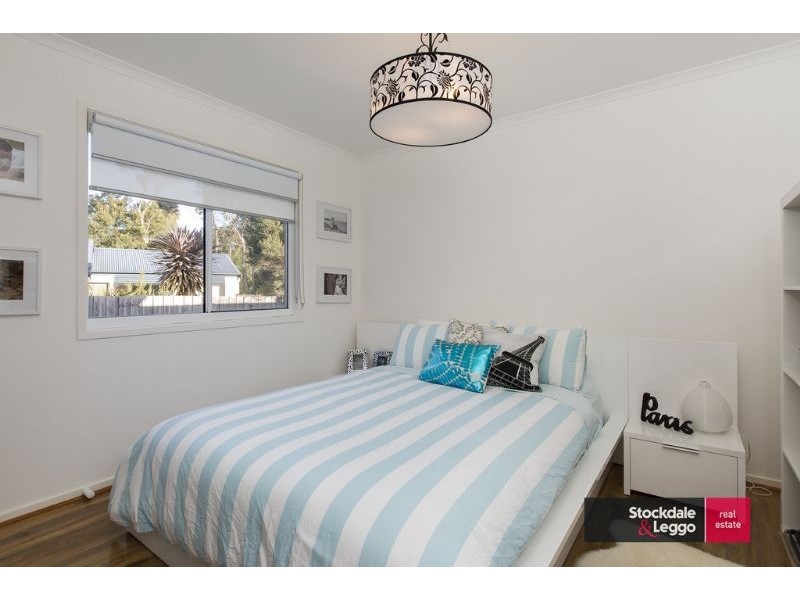 5 Holiday Court, Cowes VIC 3922