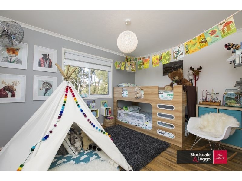 5 Holiday Court, Cowes VIC 3922