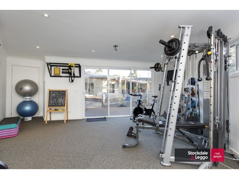 5 Holiday Court, Cowes VIC 3922