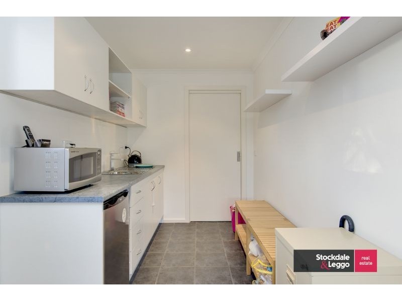 5 Holiday Court, Cowes VIC 3922