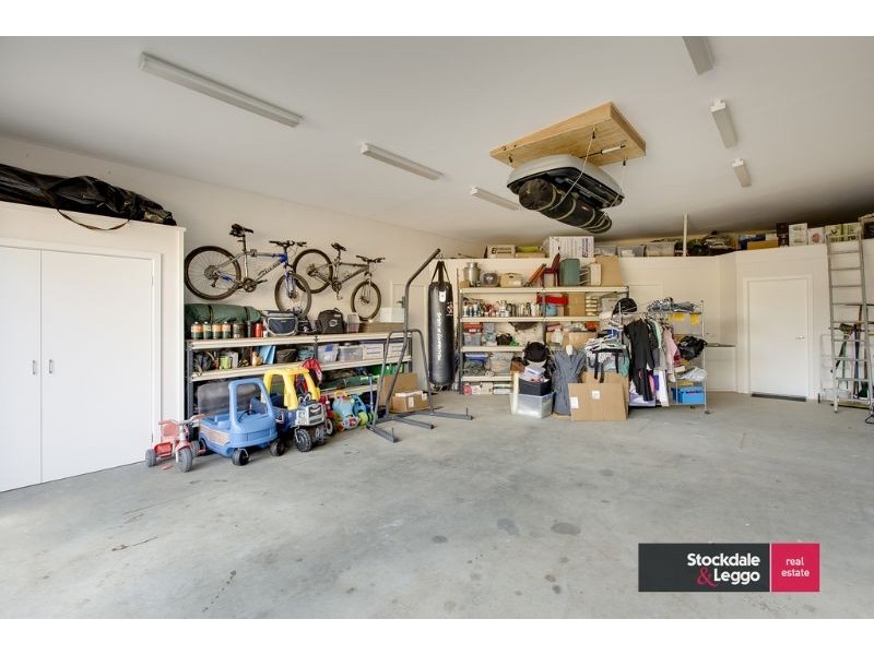 5 Holiday Court, Cowes VIC 3922