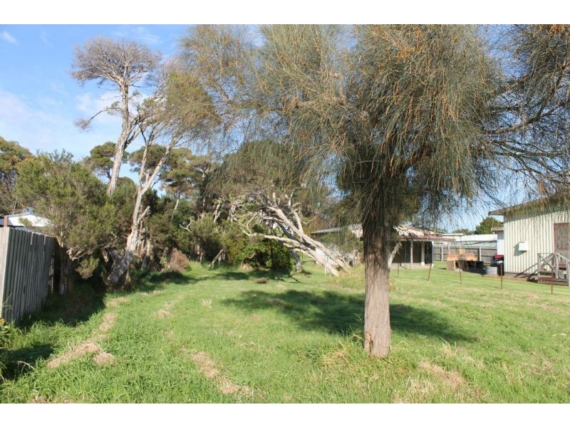 27 Koala Street, Cowes VIC 3922