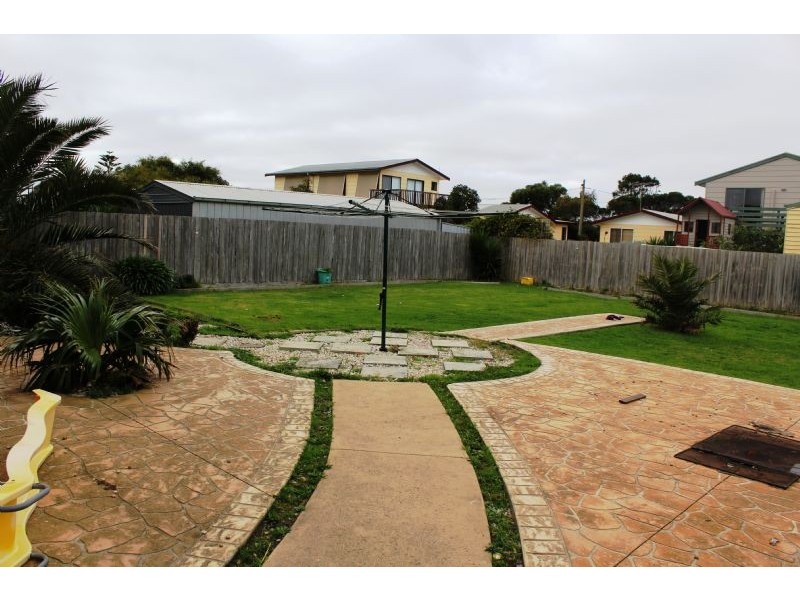 11 Lantana Road, Cape Woolamai VIC 3925