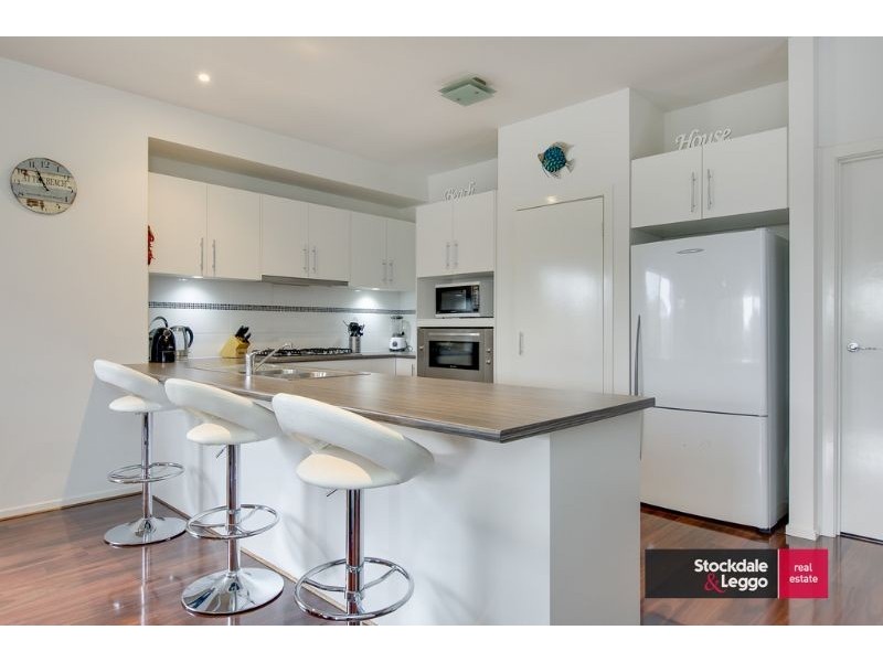 8 Boobook Grove, Cowes VIC 3922