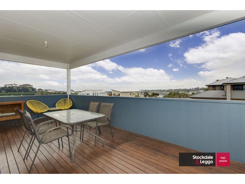 33 Grampian Boulevard, Cowes VIC 3922