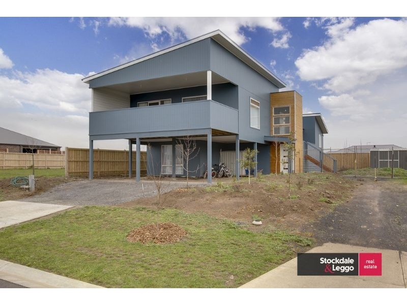 33 Grampian Boulevard, Cowes VIC 3922