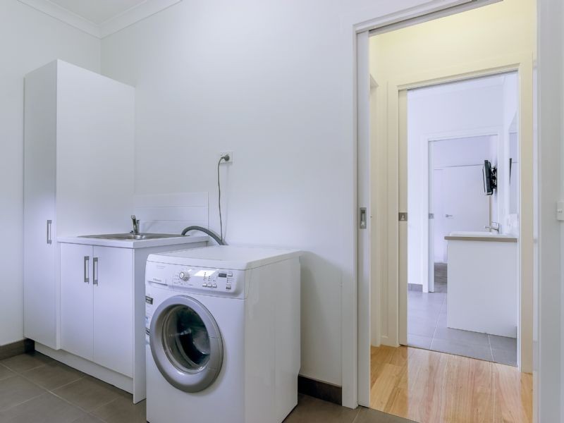 2/148 Church Street, Cowes VIC 3922