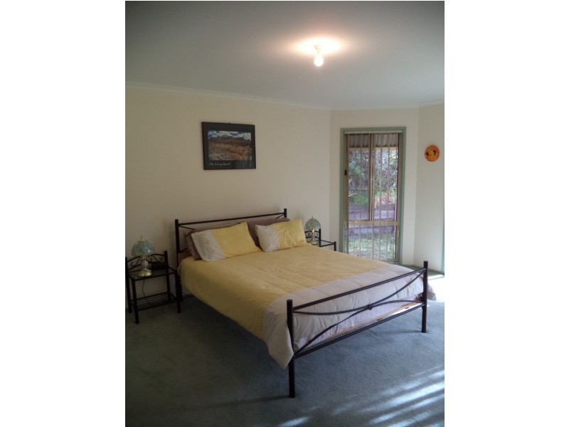 4 Collins Street, Silverleaves VIC 3922