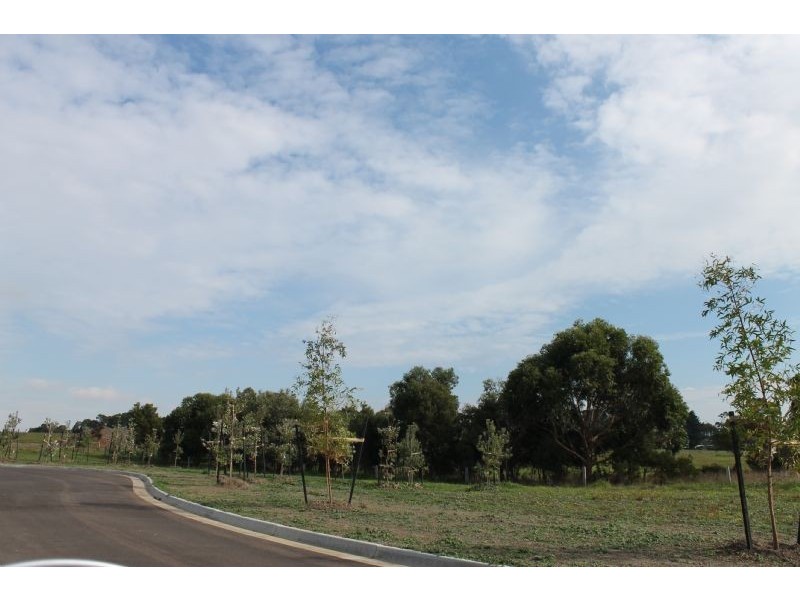 45 Castle Combe Circuit, Cowes VIC 3922