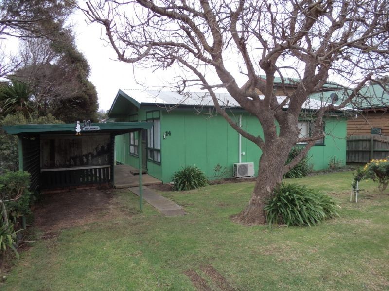14 Dolphin Drive, Smiths Beach VIC 3922