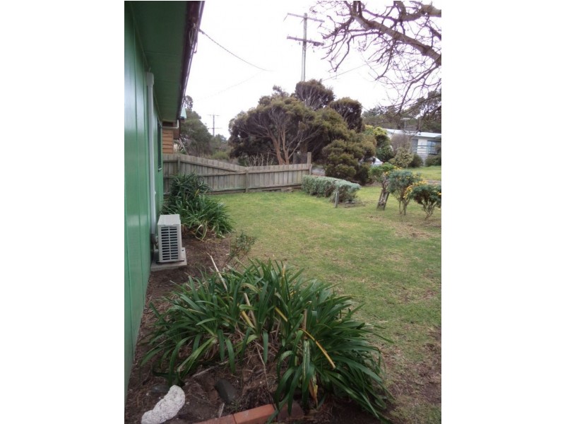 14 Dolphin Drive, Smiths Beach VIC 3922