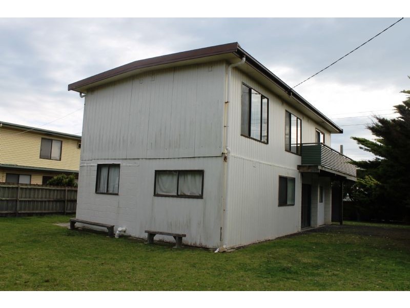 145 Phillip Island Road, Surf Beach VIC 3922