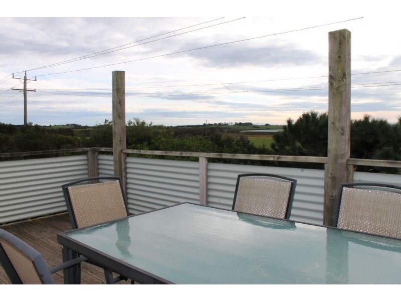 145 Phillip Island Road, Surf Beach VIC 3922