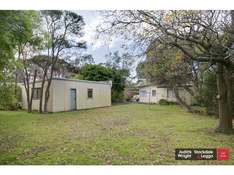 14 Cornwall Avenue, Cowes VIC 3922