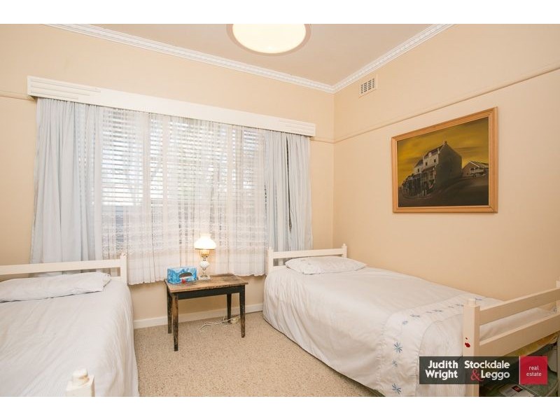 14 Cornwall Avenue, Cowes VIC 3922