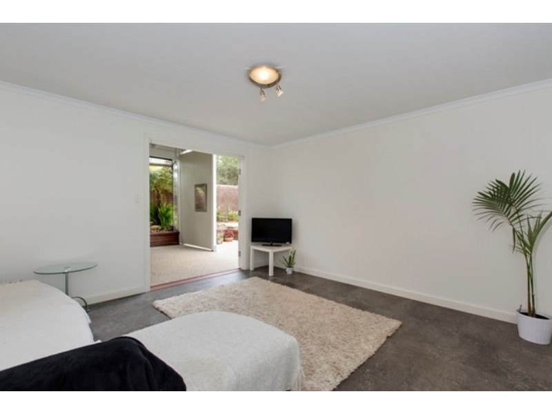2 Hastings Street, Rhyll VIC 3923