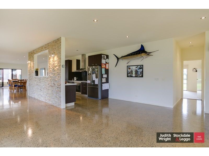 35 Coghlan Road, Cowes VIC 3922