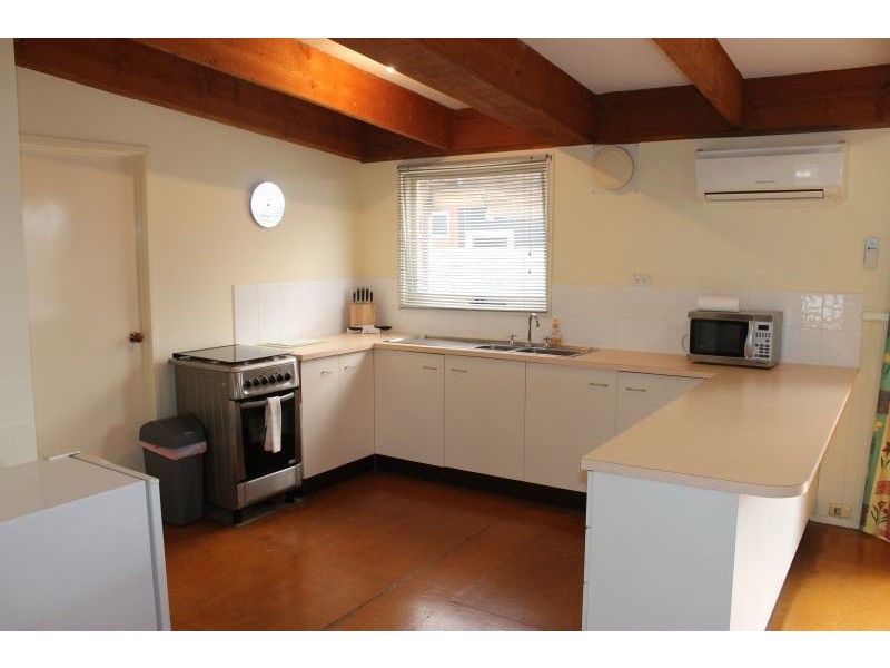 34 Galleon Cresent, Sunset Strip VIC 3922