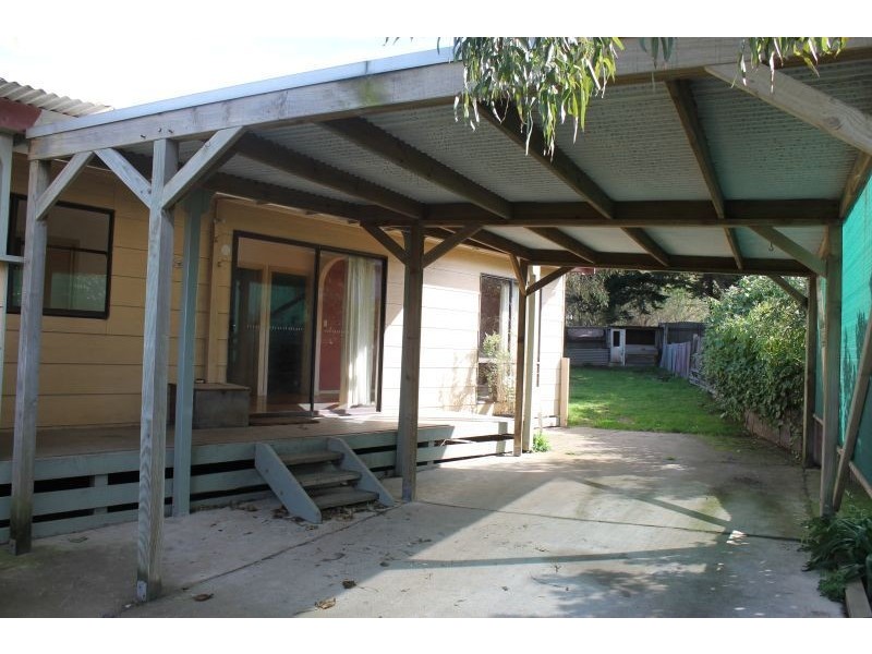 8 Gemma Street, Sunderland Bay VIC 3922