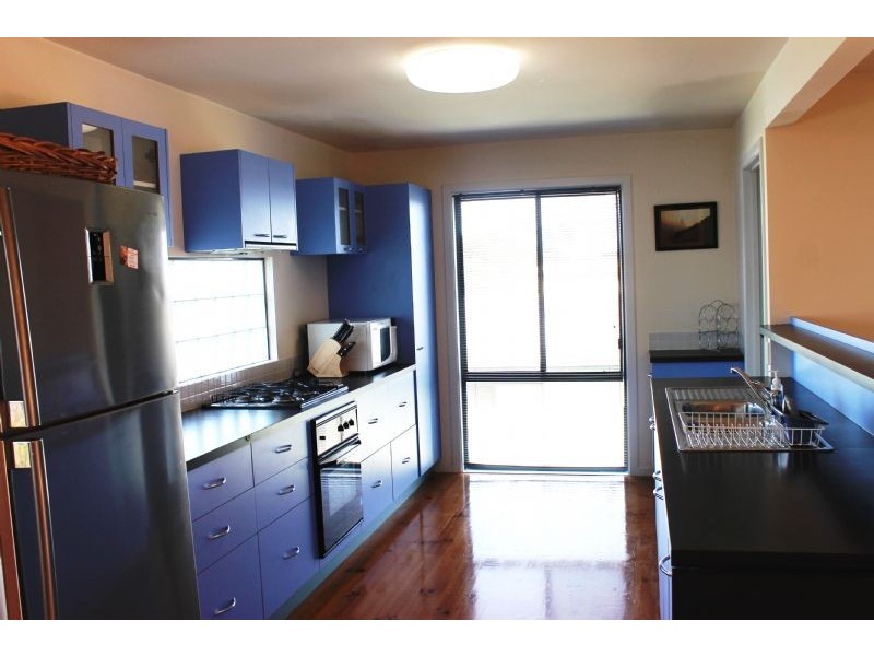 7 Boonderabbi Way, Cowes VIC 3922