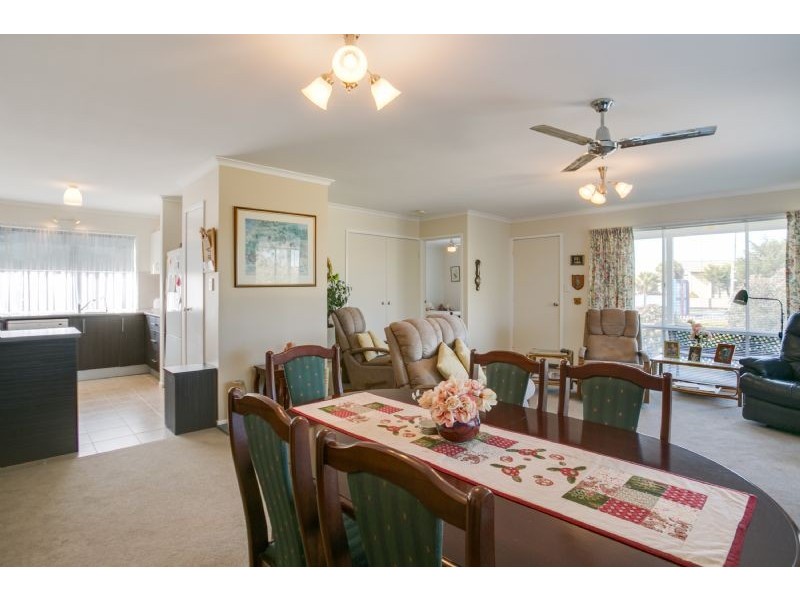 2 Tampa Road, Cape Woolamai VIC 3925
