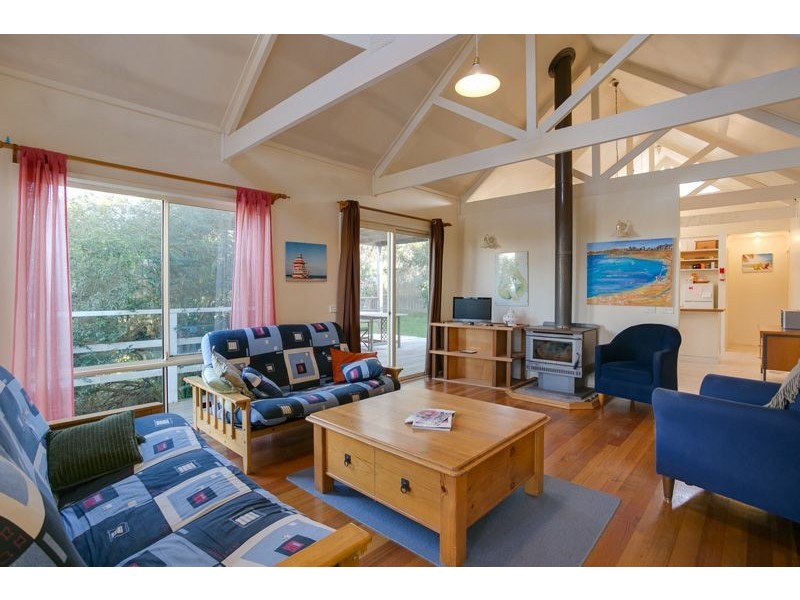 11 Evenglow Court, Smiths Beach VIC 3922