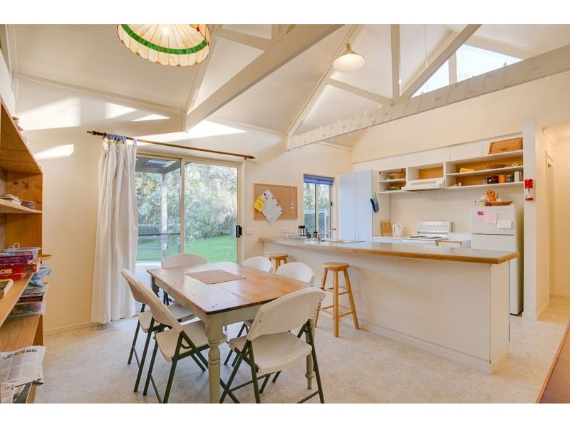 11 Evenglow Court, Smiths Beach VIC 3922