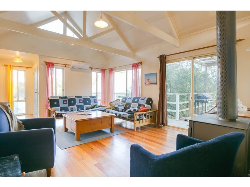 11 Evenglow Court, Smiths Beach VIC 3922