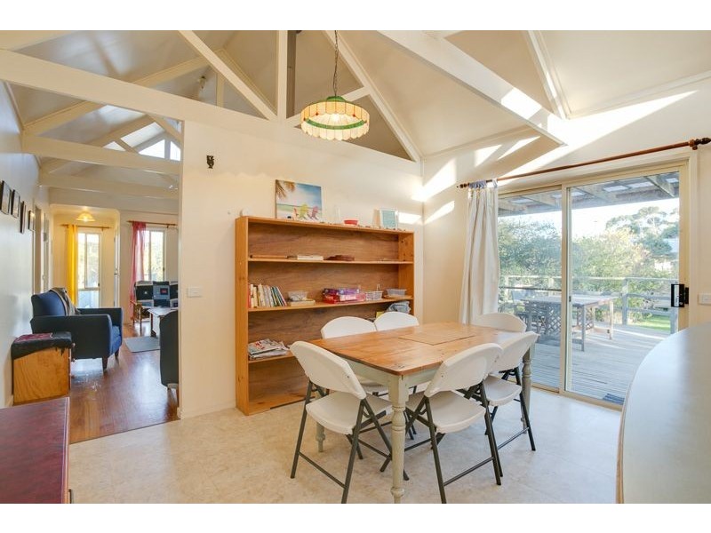 11 Evenglow Court, Smiths Beach VIC 3922