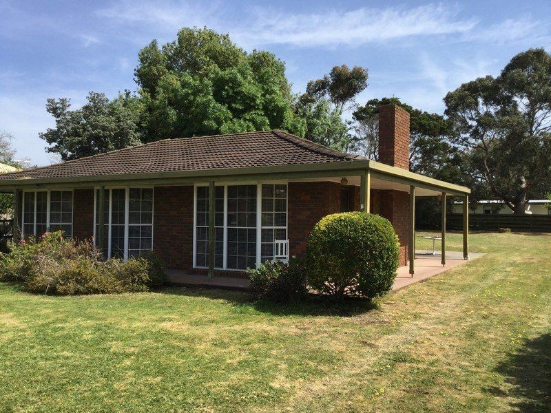 6 Monash Avenue, Cowes VIC 3922