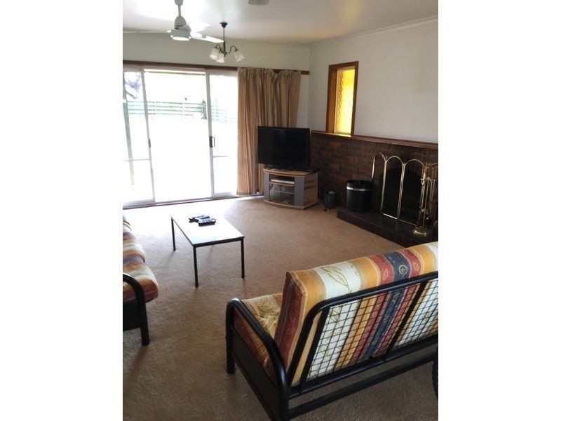 6 Monash Avenue, Cowes VIC 3922