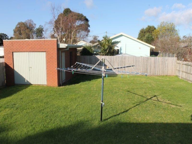 29 Irving Road, Cowes VIC 3922