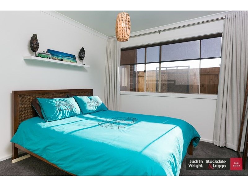 14 Shoalhaven Road, Cowes VIC 3922