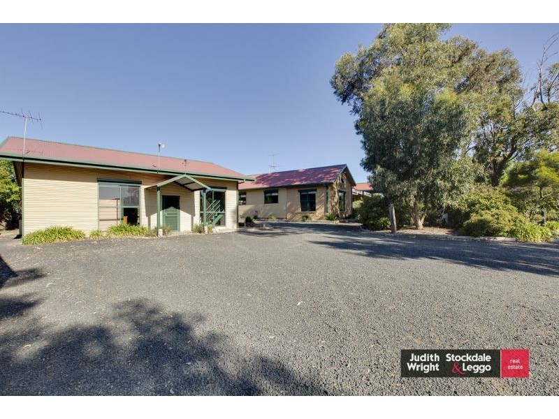 32 Jeury Court, Cowes VIC 3922