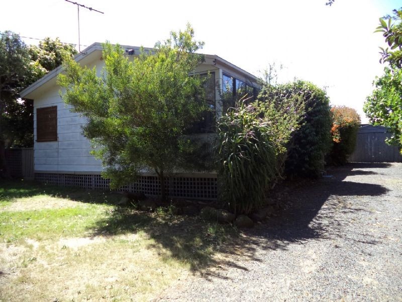 4 Hallway Drive, Wimbledon Heights VIC 3922