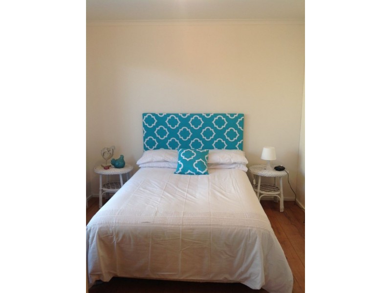 4 Hallway Drive, Wimbledon Heights VIC 3922