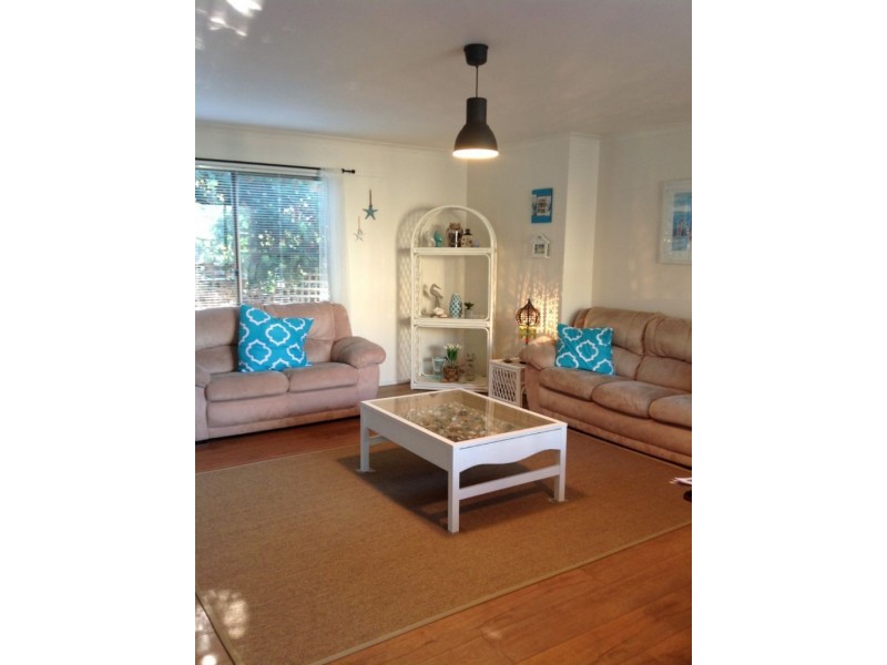 4 Hallway Drive, Wimbledon Heights VIC 3922